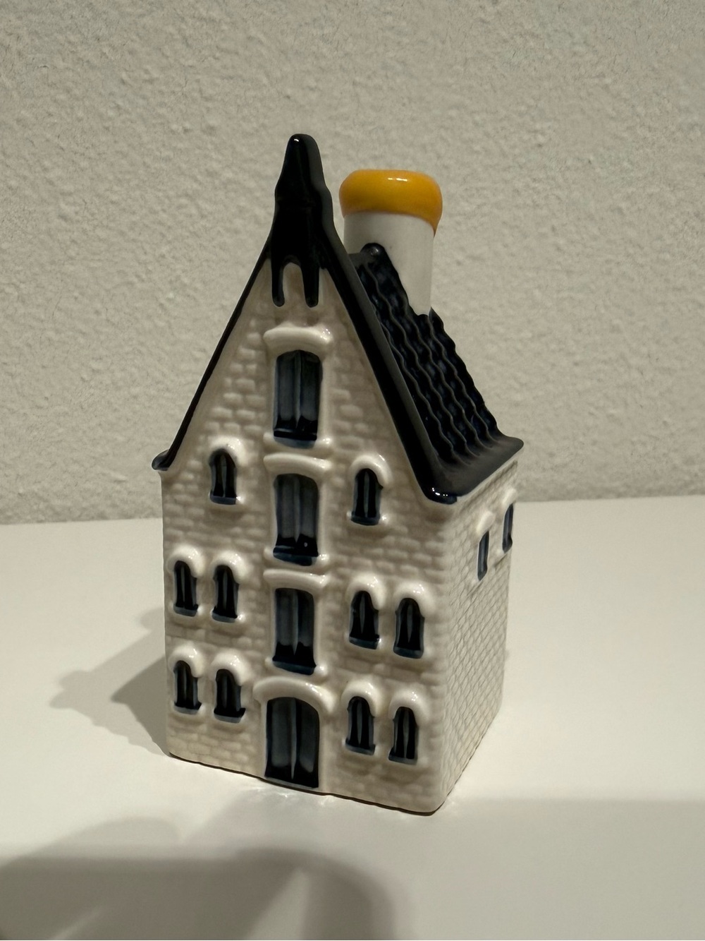 KLM Bols #70 Ceramic Dutch House